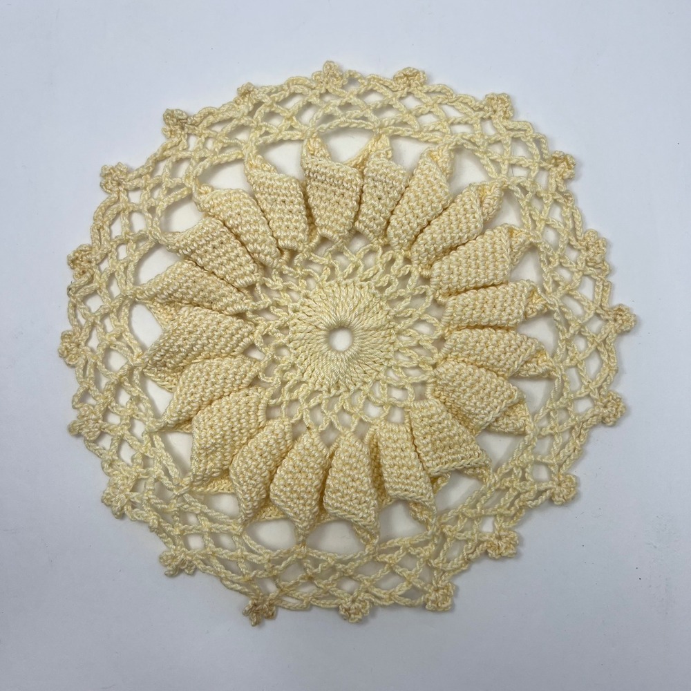 Handmade Crochet Doily Popcorn Pineapple‎ Stitch 7" Vintage Lace Cottage Grandma